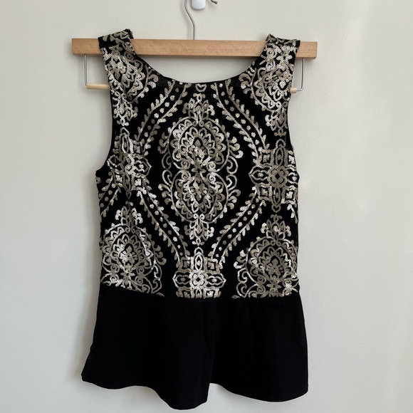 RW&CO sequin peplum top - Picture 1 of 3